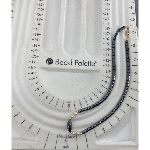 Vintage Hematite & Freshwater Pearl Choker Necklace With Gold-Plated Clasp 18" - Picture 5 of 5